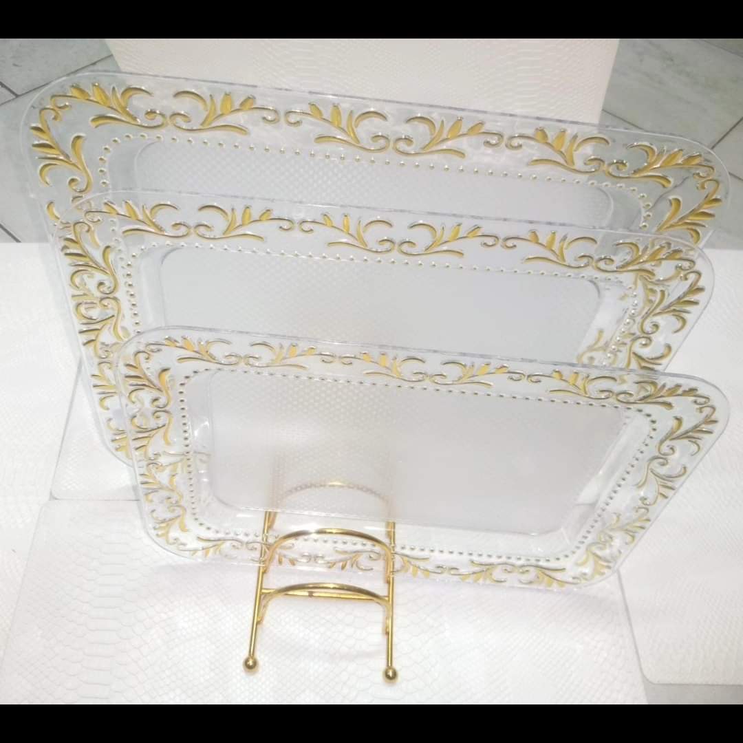 Acrylic tray with gold details in 3 sizes