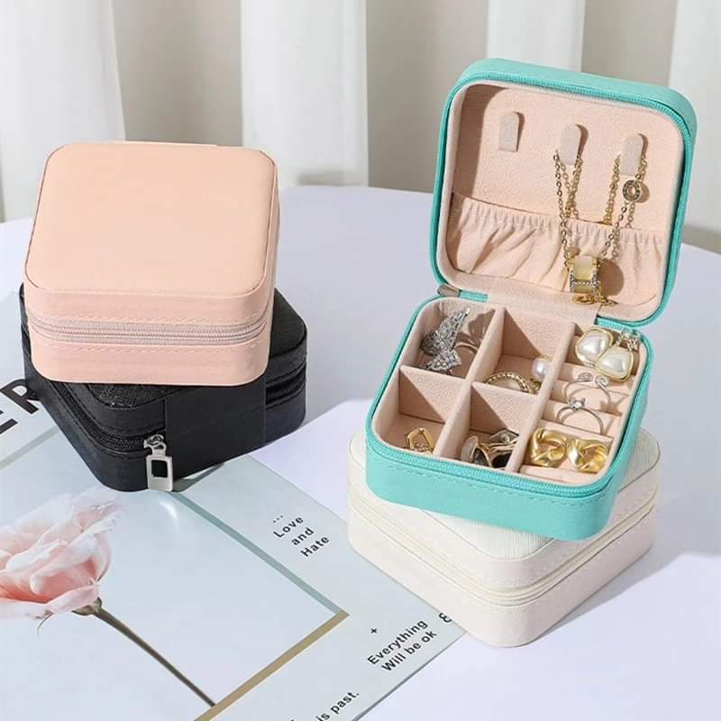 Jewelry case organizer