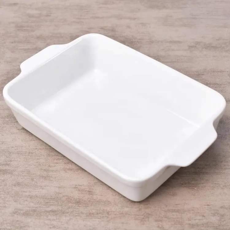 Ceramic square baking tray