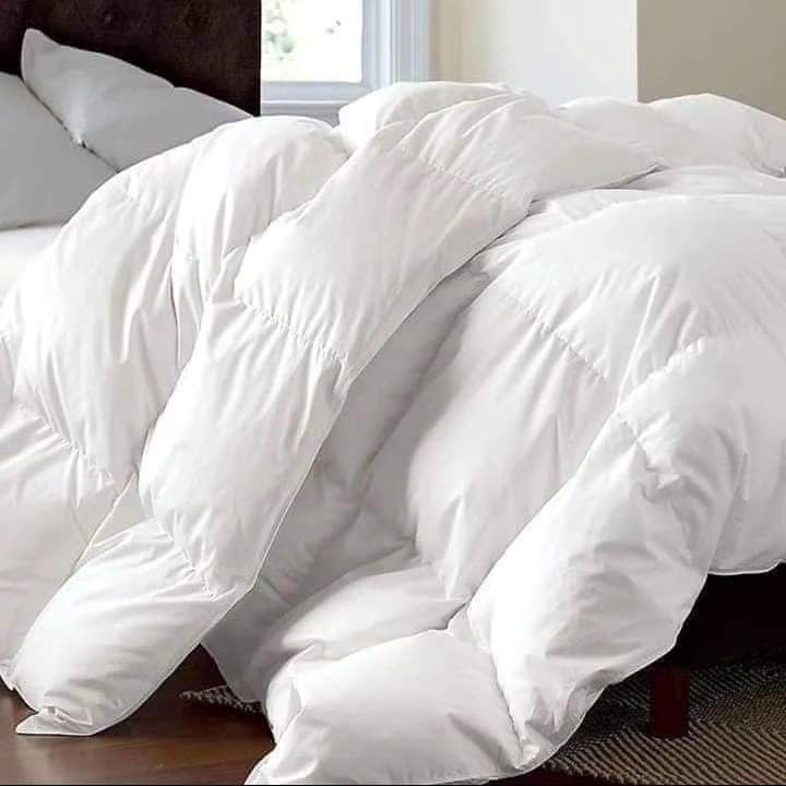 Unbinded Duvet Set