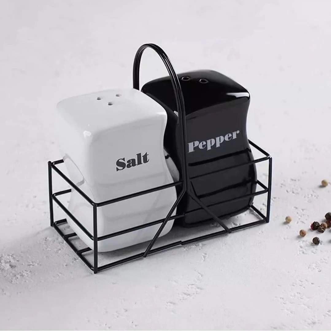 Salt and pepper shaker