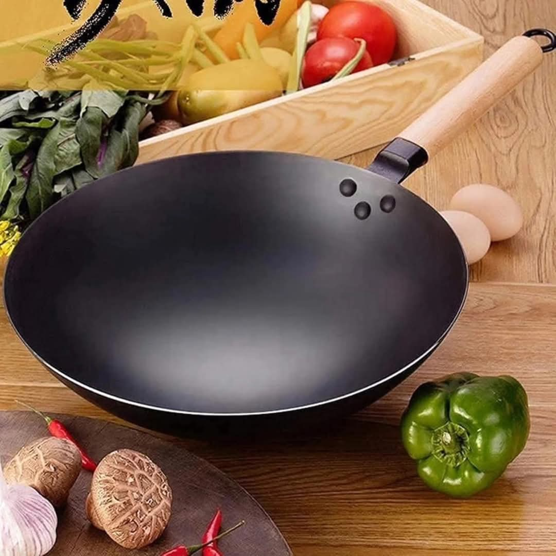 Nonstick deep frying pan