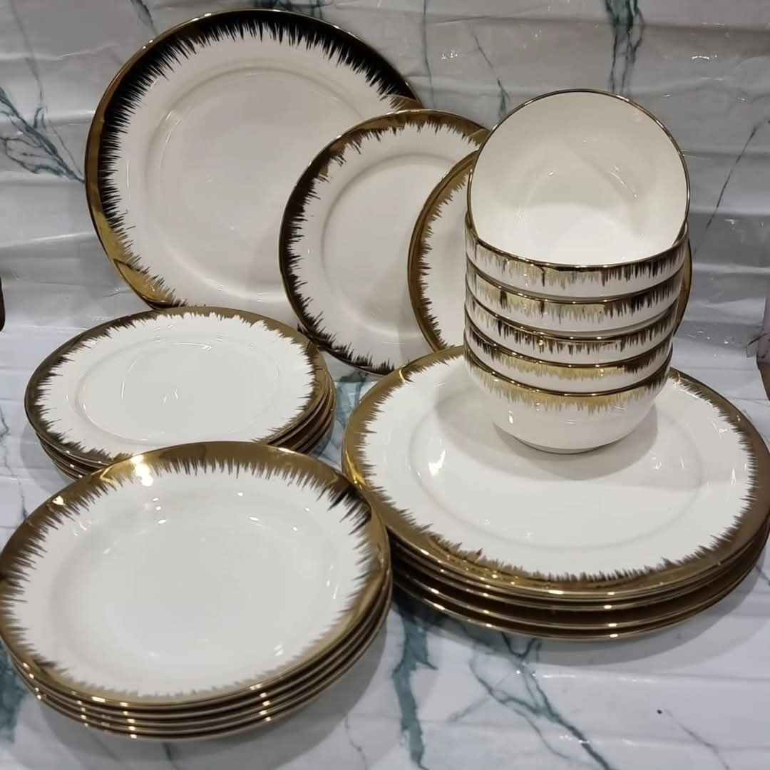 24pc cupless porcelain dinner set