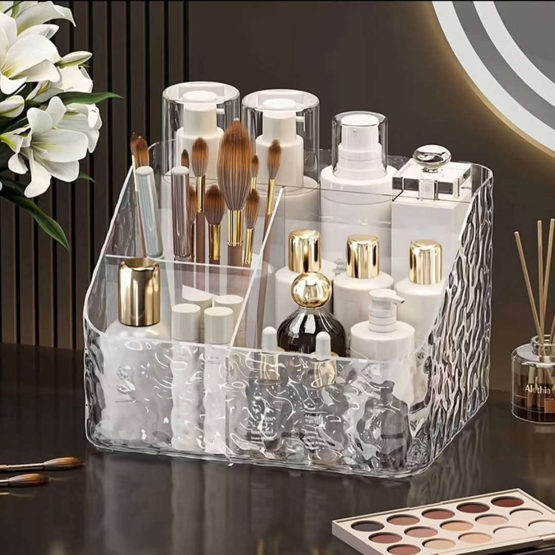 Cosmetic organizer