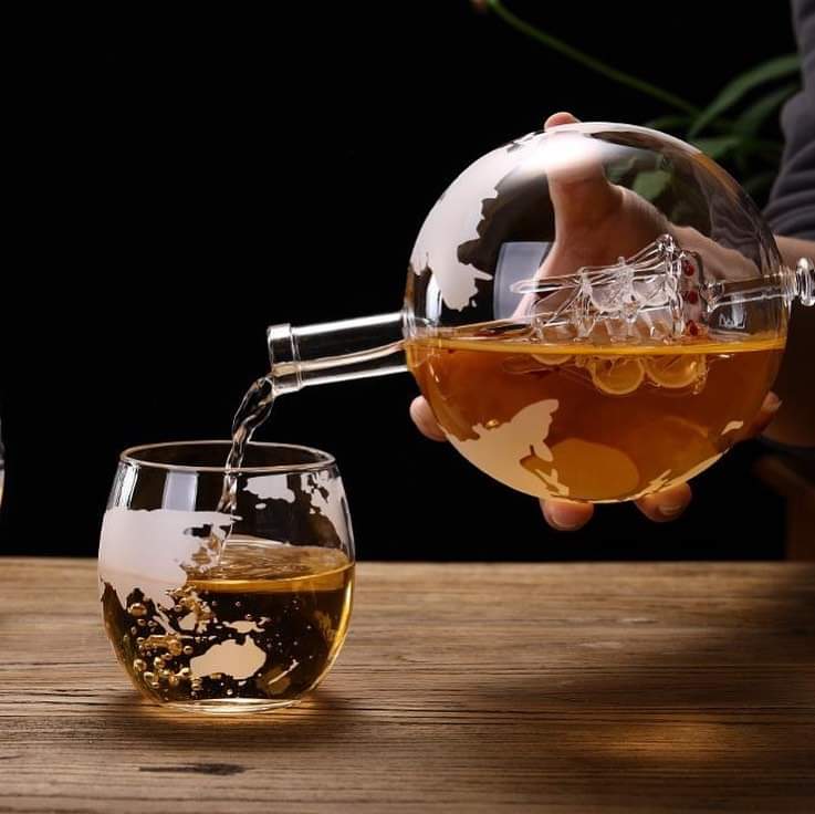 Globe Decanter Set