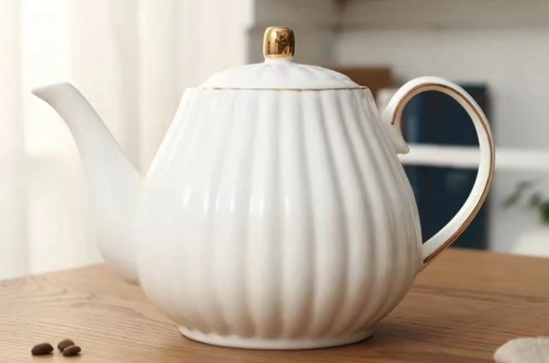 1.5ltr Ceramic Teapot