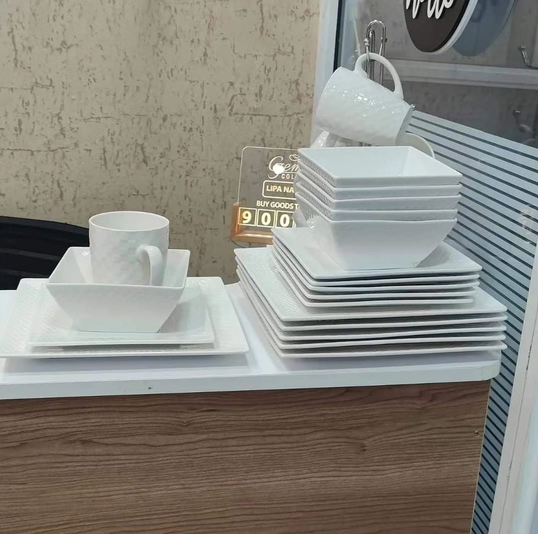 24pcs Checked Ceramic Dinner Set