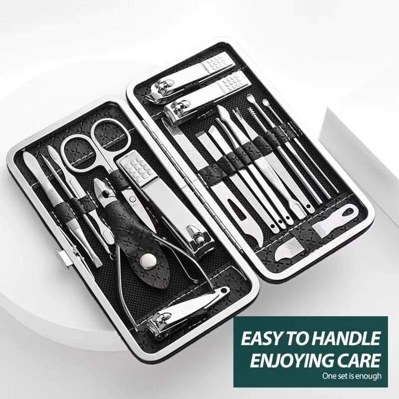 Nail clipper set