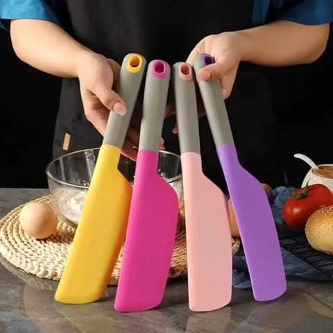 32Cm long Silicon Spatula