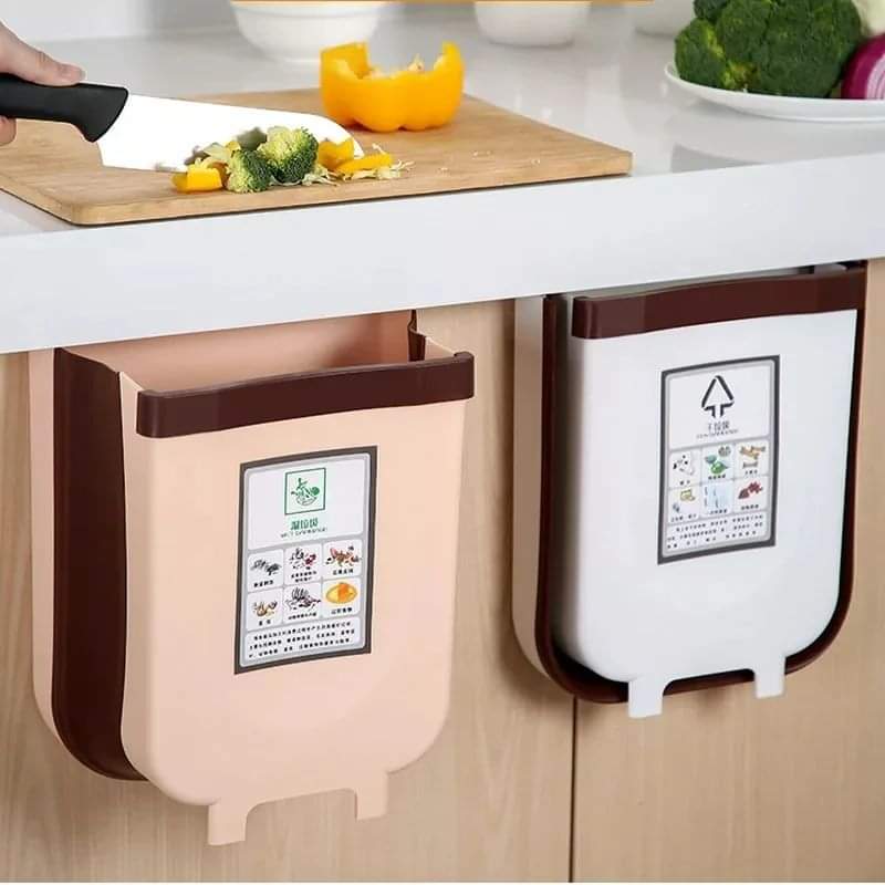 Collapsible hanging kitchen bin