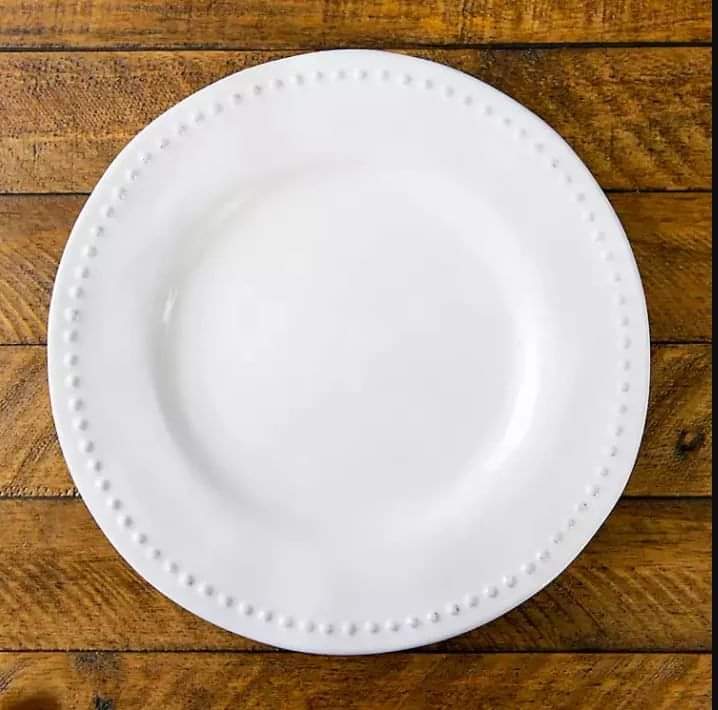 Dotted dinner plate 10.5"