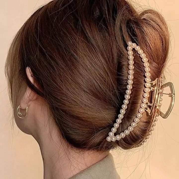 Elegant golden hollow geometric metal hair claw