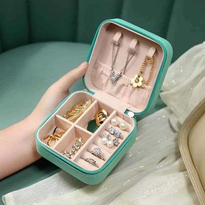 Portable Jewelry Organizer Case