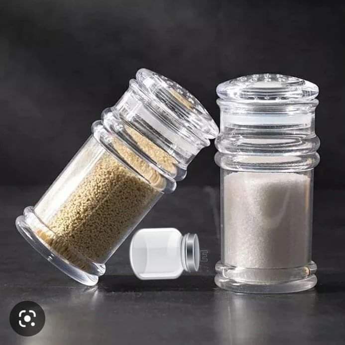 2pcs  salt/Pepper shaker