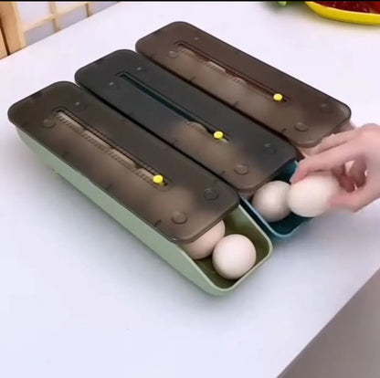 Narrow stack egg holder