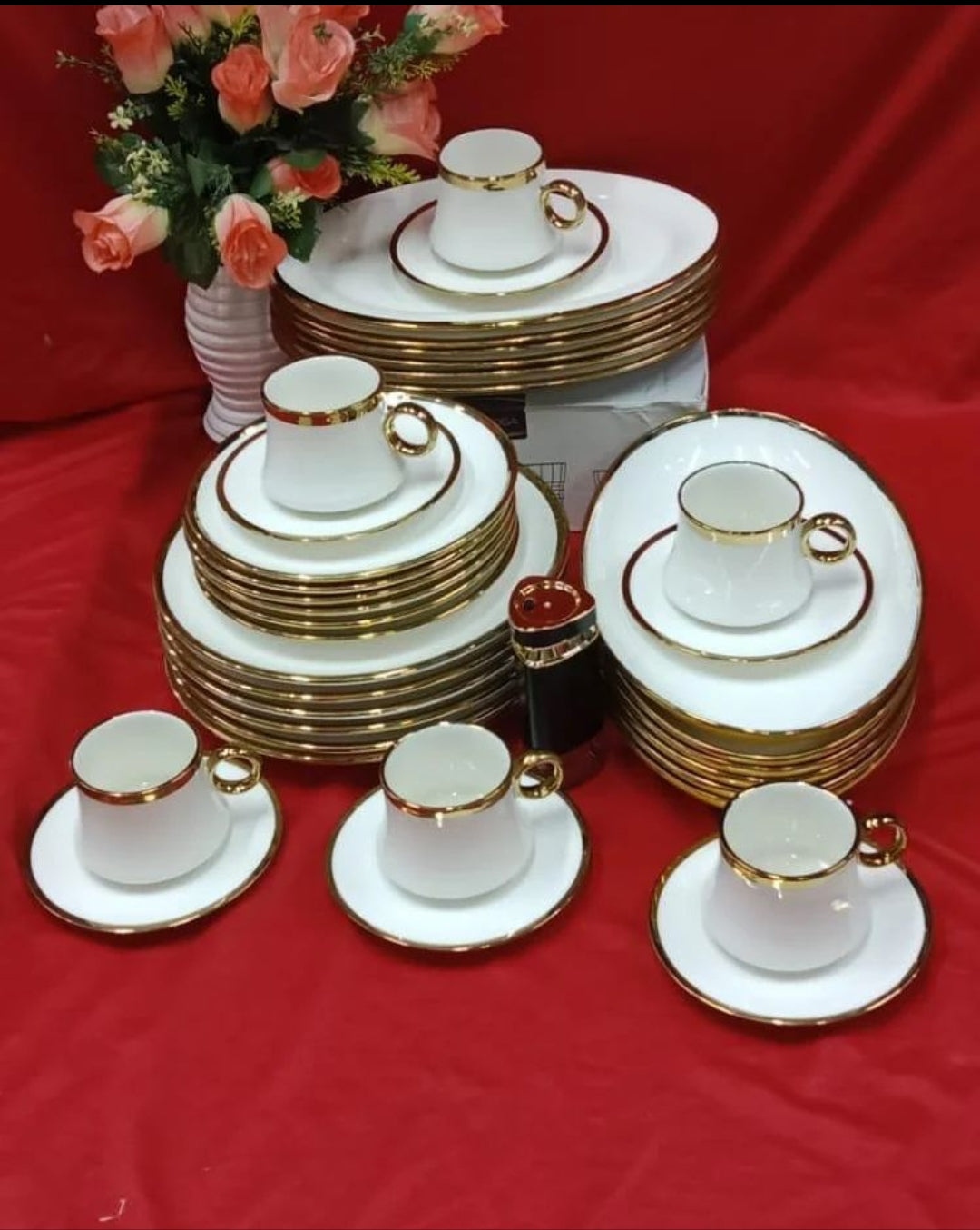 36 PCs Gold rimmed Dinner set